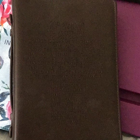 *SOLD* NEW Lot of 2 Bible covers - Picture 2 of 7